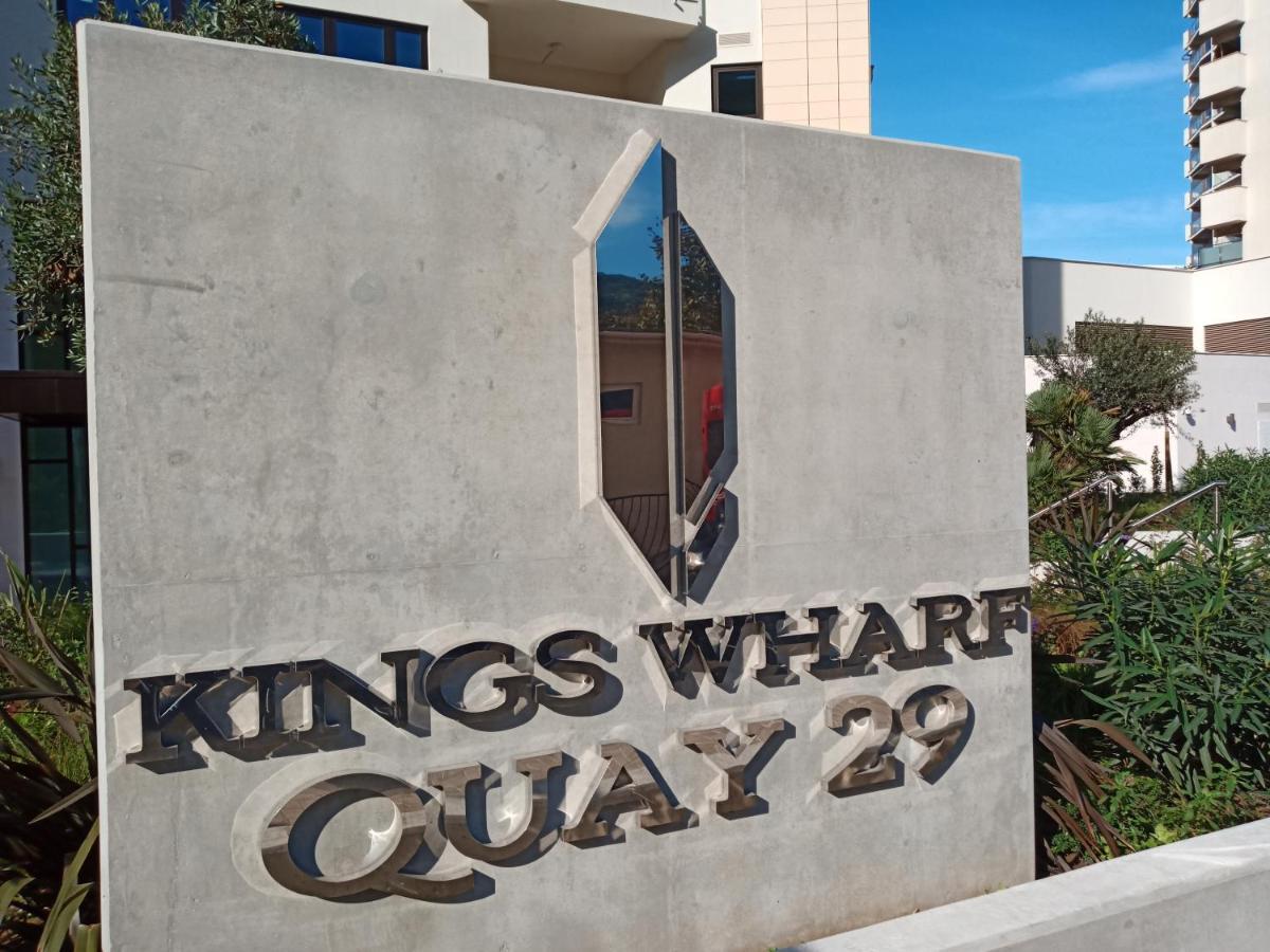 Kings Wharf Quay29 - Large Studio Apartment With 3 Pools - Gym - Rock Views - Holiday And Short Let Apartments In 直布罗陀 外观 照片