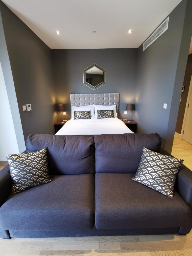 Kings Wharf Quay29 - Large Studio Apartment With 3 Pools - Gym - Rock Views - Holiday And Short Let Apartments In 直布罗陀 外观 照片